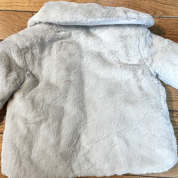 𝅺mayoral Gray Faux Fur Jacket Size 3 - Picture 2 of 3